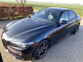 alfa-romeo-giulia-2.0t-sprint-panorama-dak,-schakelflippers.-19-inch.