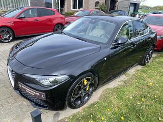 alfa-romeo-giulia-2.0t-ti-apple-carplay,-camera,-beige-leer,-nieuwstaat!!