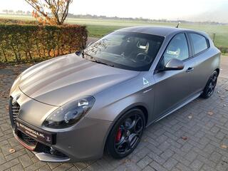 alfa-romeo-giulietta