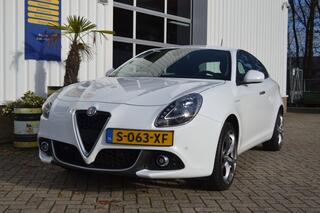 alfa-romeo-giulietta