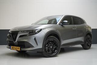 alfa-romeo-junior-1.2-turbo-hybrid-ibrida-speciale--pack-techno--adaptive--navigatie--achteruitr