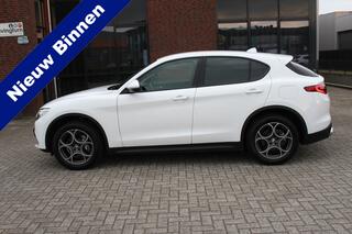 alfa-romeo-stelvio-2.0-t-awd-super-navi-xenon-leder-memory-camera-afn.-trekhaak-16.000-km-!!