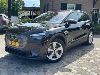 audi-q4-35-edition-55-kwh-ecc,sonos,lmv,led,cruise,carplay,pdc