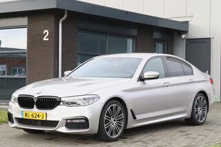 bmw-5-serie-520i-m-sport-high-exe-19-inch-comfort-stoelen-head-up