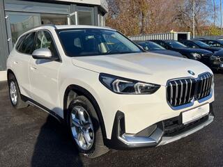 bmw-x1-xdrive30e-xline-**-led,-leder,-hud,-harman-kordon,-trekh,-verw.-stuur-**-1e-eig---26.000km---