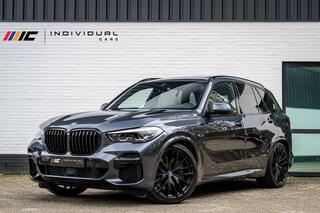 bmw-x5-xdrive45e-m-sport-4-wielsturing-individual-b&w