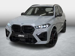bmw-x5-m-competition-grijs-kenteken