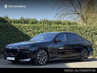 bmw-i7-xdrive60--m-sport--individual-leder--panorama-sky-lounge--driv.-ass.-prof.--massage