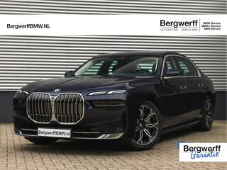 bmw-i7-xdrive60---stoelverwarming-voor-+-achter---head-up-display---106kwh