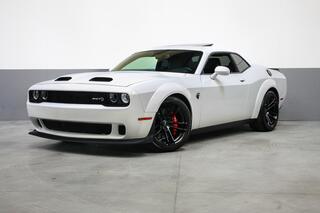 dodge-challenger-srt-hellcat-widebody-850pk