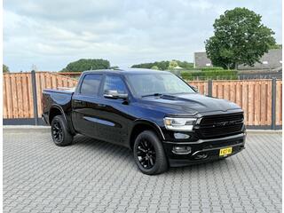 dodge-ram-pickup-5.7-v8-4x4-laramie-night-edit.-luchtvering