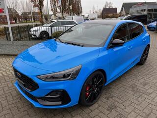 ford-focus-2.3-ecoboost-st-x-edition-lim.-2.3-ecoboost-spec.-!