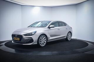 hyundai-i-30-fastback-1.0t-gdi-premium-full-led-leder-memory-camera-stoelverw+koeling-stuurverw.-car