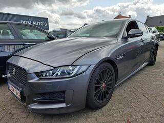 jaguar-xe-2.0-d-motorschade
