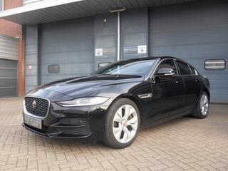 jaguar-xe
