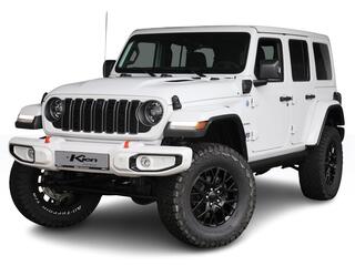 jeep-wrangler-unlimited-4xe-380-sahara--liftkit-2.5-rubicon--electric-treeplanken--grill-2025-