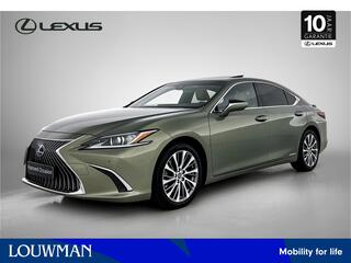 lexus-es