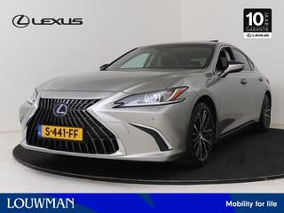 lexus-es-300h-preference-line-limited--sunroof--elektrische-stoelen--apple-carplay-&-android-auto