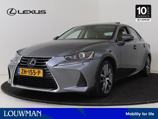lexus-is-300h-hybrid-edition-30--premium-navigatie--safety-system--parkeersensoren--schuifkantel