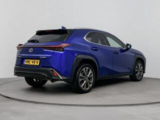 lexus-ux-300h-f-sport-design-limited--stoelverwarming--zwart-leder-