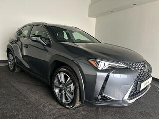 lexus-ux