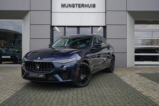 maserati-levante-3.0-v6-awd-gransport--voorstoelen---achterbank-verwarmd--trekhaak--schuif-kantel
