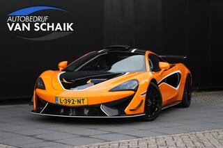 mclaren-620r-620r-3.8-v8--r-pack--roofscoop--lift--bowers-&-wilkins--first-owner-