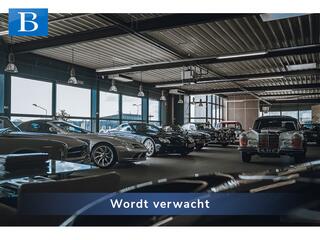 mercedes-benz-eqc-400-4-matic-luxury-line-80-kwh-trekhaak-stoelverwarming-sfeerverlichting-compleet
