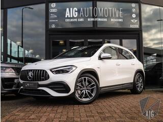 mercedes-benz-gla-klasse-amg-35-4matic--trekhaak---camera--pano--sfeerverlichting--stoelverw.