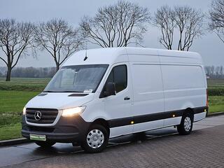 mercedes-benz-sprinter