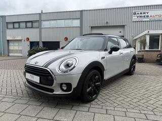 mini-cooper-clubman-mini-1.5--panoramadak--camera--sportstoelen--trekhaak--apple-carplay-