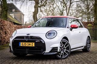 mini-john-cooper-works-mini-e-cooper-m-xl-pakket-nanuq-white-panorama-harman-kardon