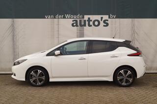 nissan-leaf-n-connecta-40kwh--navi-ecc-pdc-