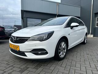 opel-astra-sports-tourer-1.2t-business-elegance-navigatie