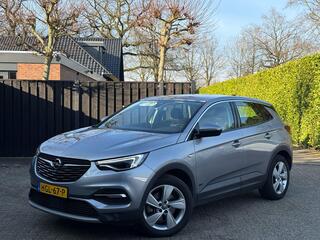 opel-grandland-x-1.6-turbo-hybrid-business-edition-camera