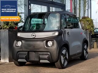 opel-rocks-e--panoramadak--half-te-openen-ramen