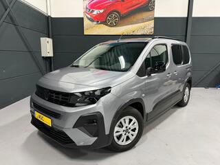 peugeot-rifter-l1-rolstoelauto-4+1-(nieuw)---alle-opties---rolstoelvervoer---direct-leverbaar