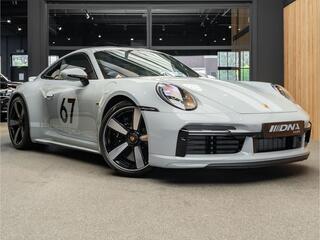 porsche-992-911-sport-classic-911-3.8-sport-classic-burmester-nachtzicht