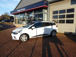 renault-clio-estate-0.9-tce-zen,-okt-2020-navi,-airco,-cruise,-el-pakket!!