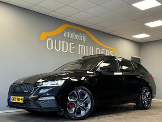 skoda-octavia-combi-1.4-tsi-rs-iv-phev-panoramadak-massagestoel-crystallight