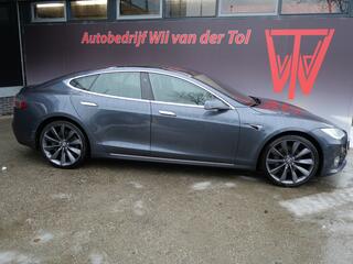 tesla-model-s-75d-base--panorama-dak--20-inch--autopilot--nl-auto--btw-auto!!