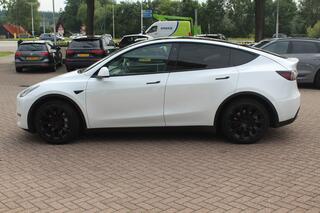 tesla-model-y-long-range-awd-75-kwh---soh-91.9----autopilot---panoramadak---camera---21''---keyless-