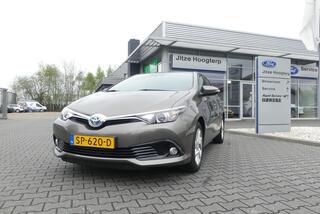 toyota-auris-1.8-hybrid-dynamic-cruise,-clima,-navi,-camera,-lane-assist,-51.998km