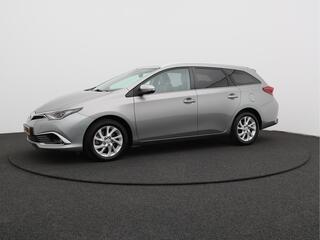 toyota-auris-touring-sports-1.8-hybrid-executive--lage-km--zeer-mooi!