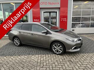 toyota-auris