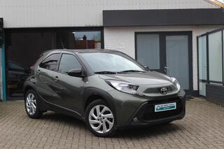 toyota-aygo-x-1.0-vvt-i-mt-pulse-bi-tone,-adap-cruise,-lane-assist,-winter-pack,-camera,-all-season.