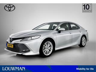 toyota-camry-2.5-hybrid-premium