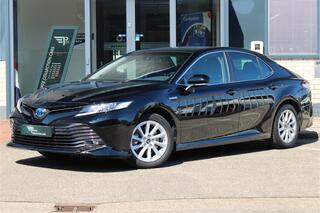 toyota-camry-2.5-hybrid-premium-ledercameranavi
