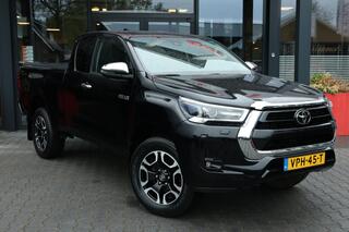toyota-hi-lux-2.4-d-4d-x-tra-cab-comfort-4wd-van