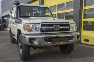 toyota-land-cruiser